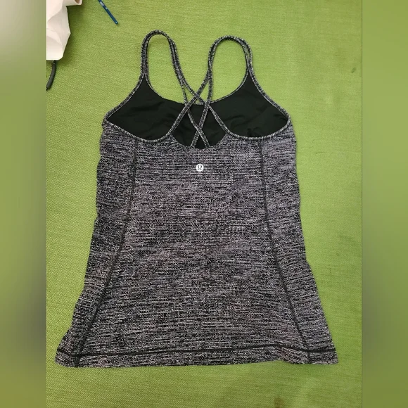Lululemon Free To Be Tank Top Size 6 - Picture 4 of 4